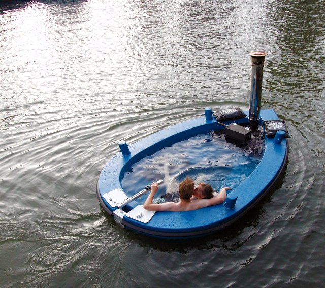 hot tub tug boat